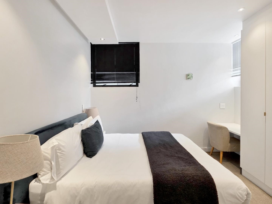 1 Bedroom Property for Sale in Green Point Western Cape